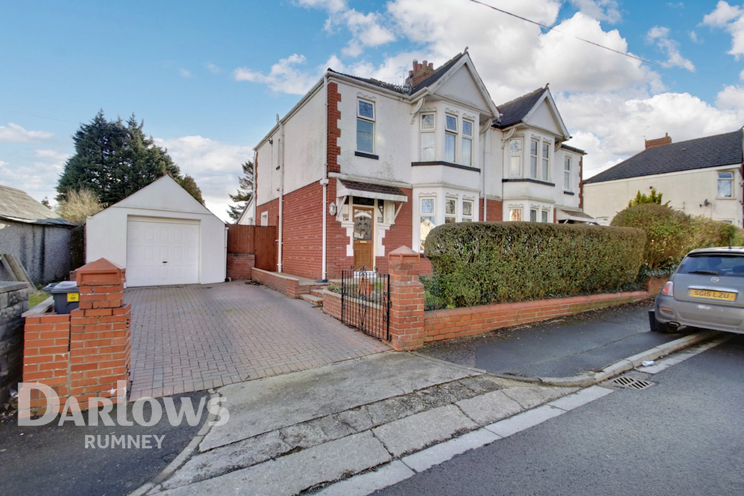 3 Bedroom Semi Detached House Wentloog Road Cardiff £340 000 Darlows