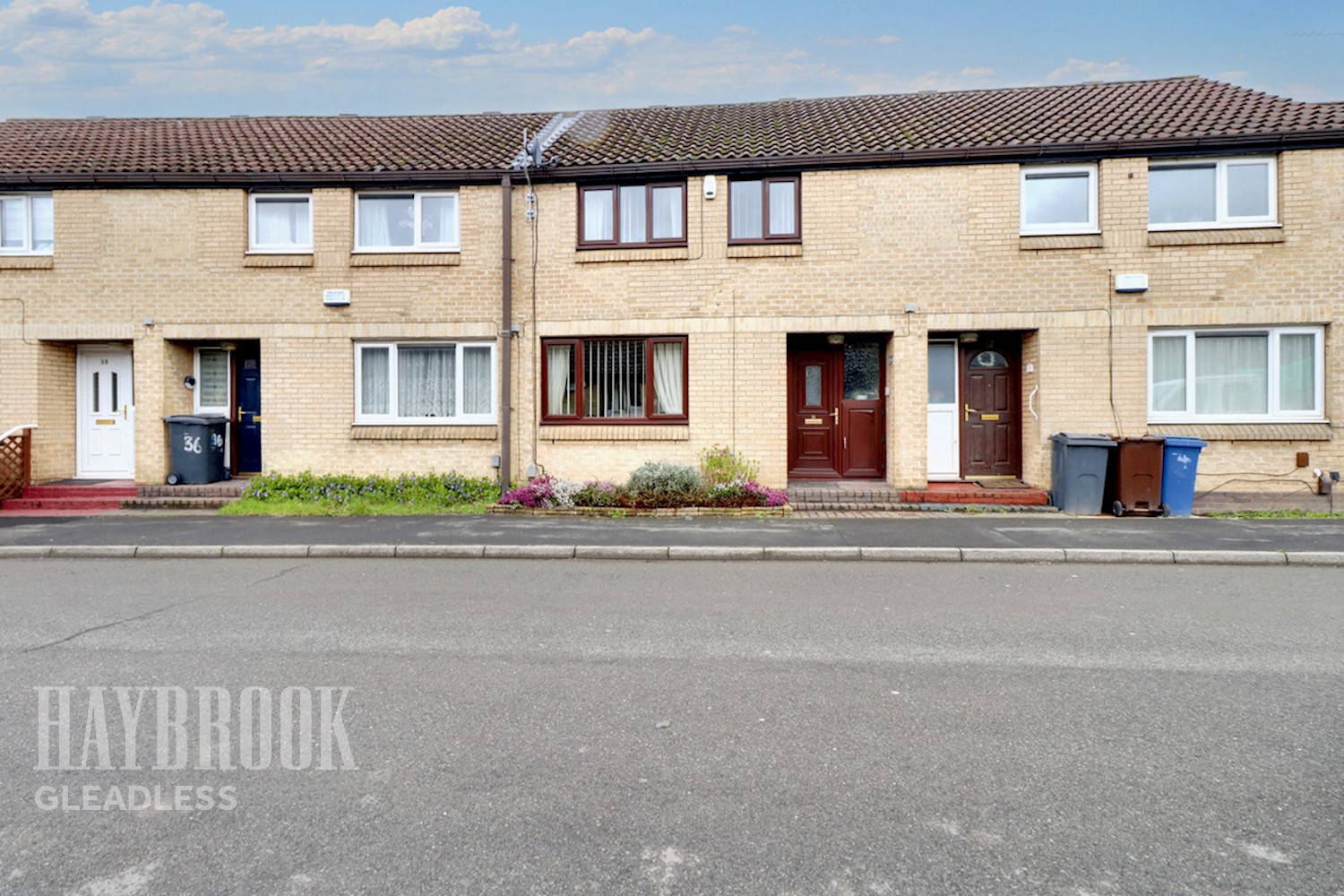 3 Bedroom midterrace house Skye Edge Avenue, Sheffield £160,000