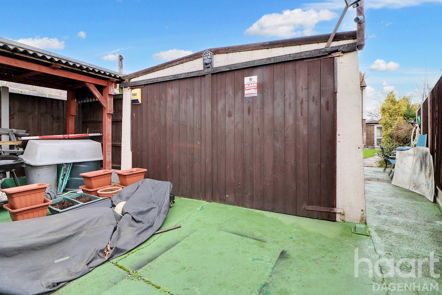 3 bedroom Semi-Detached House | Listowel Road, Dagenham | £475,000 | haart