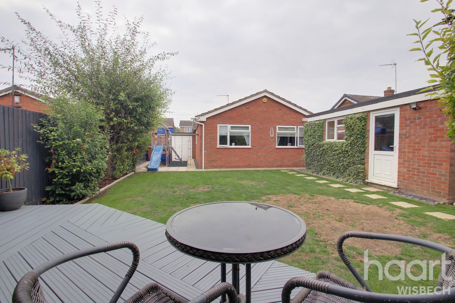 3 bedroom Bungalow Pendula Road, Wisbech £250,000 haart