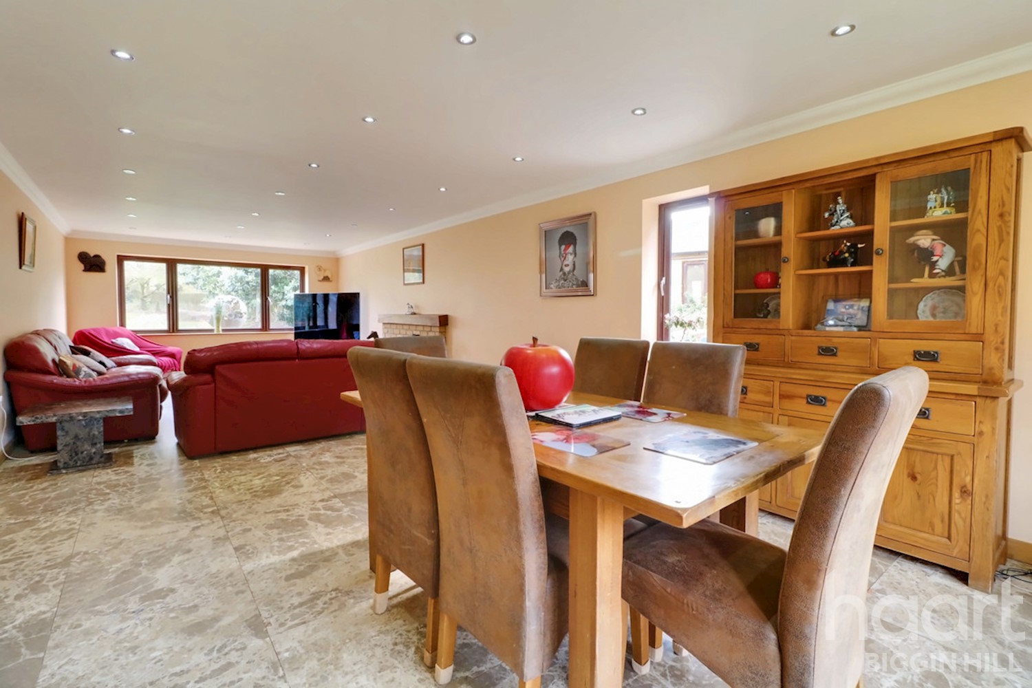 4 bedroom Detached House Berrys Hill, Biggin Hill £1,000,000 haart