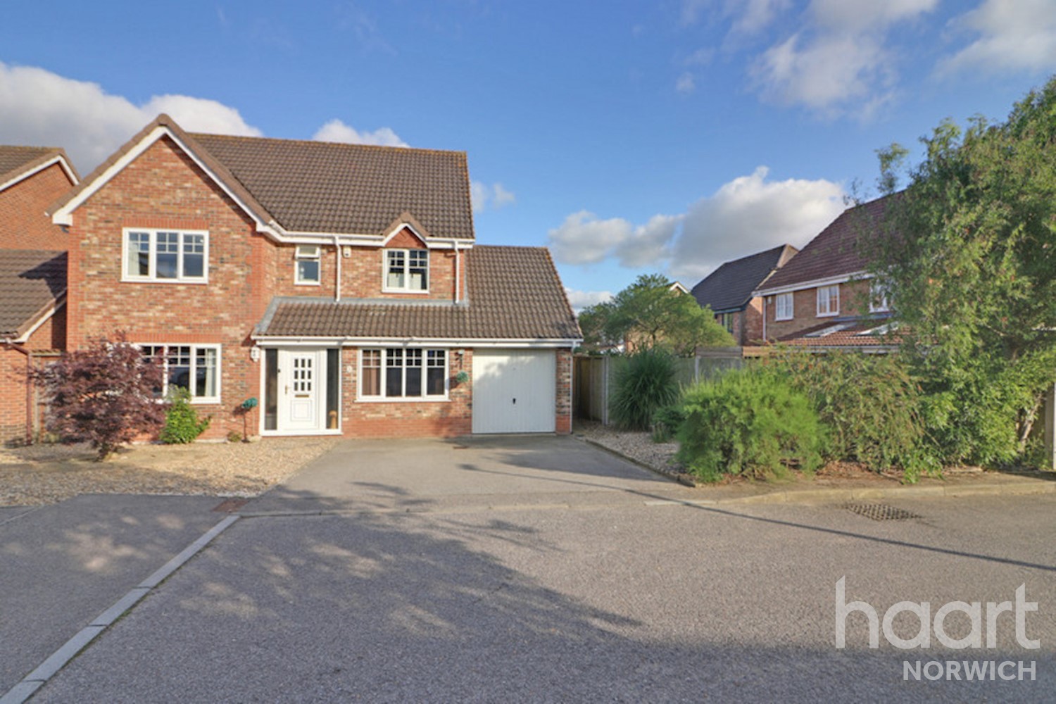 5 Bedroom Detached House Minion Close Norwich 525 000 Haart