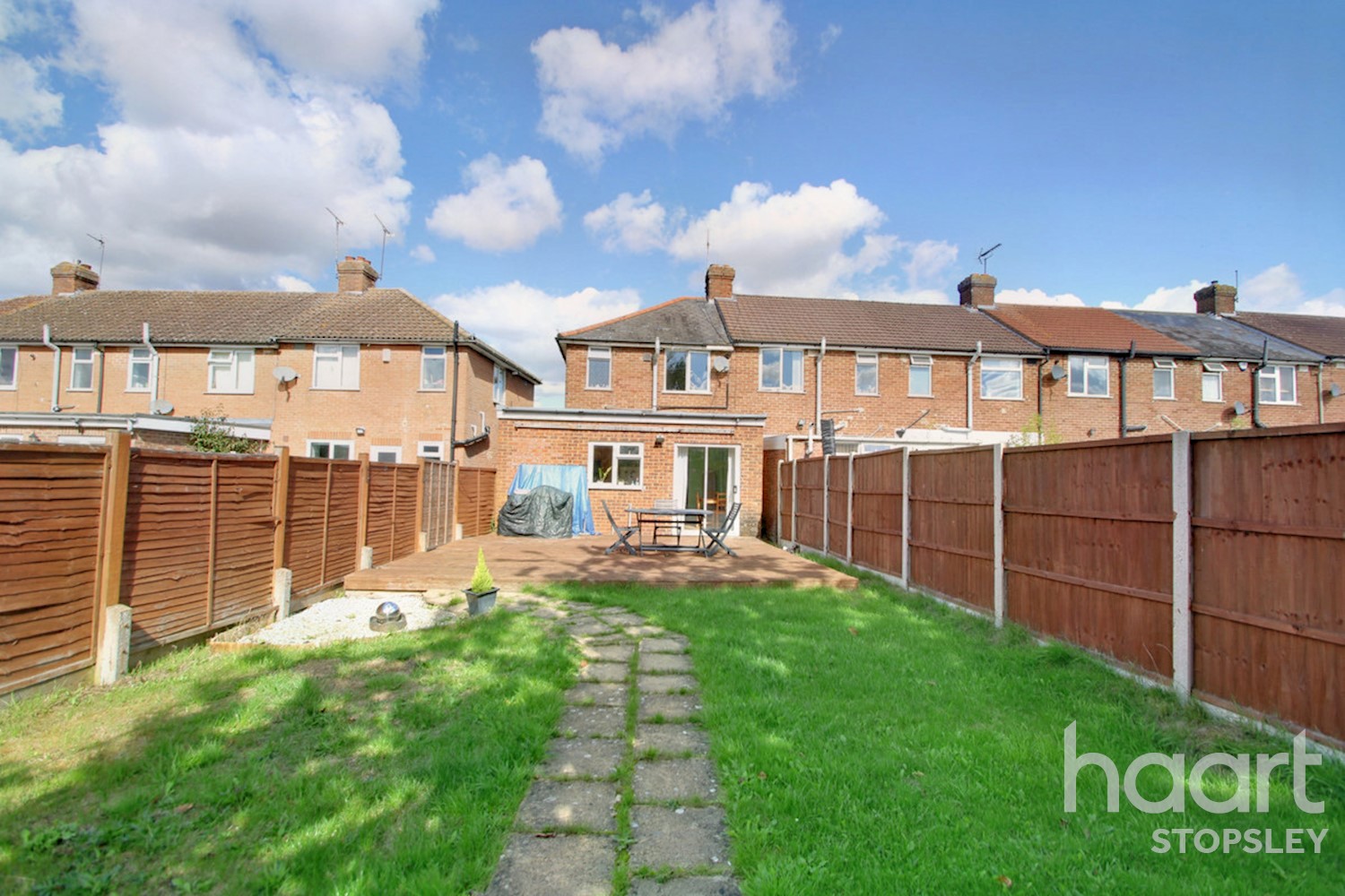 2 bedroom EndofTerrace House Putteridge Road, Stopsley £300,000 haart