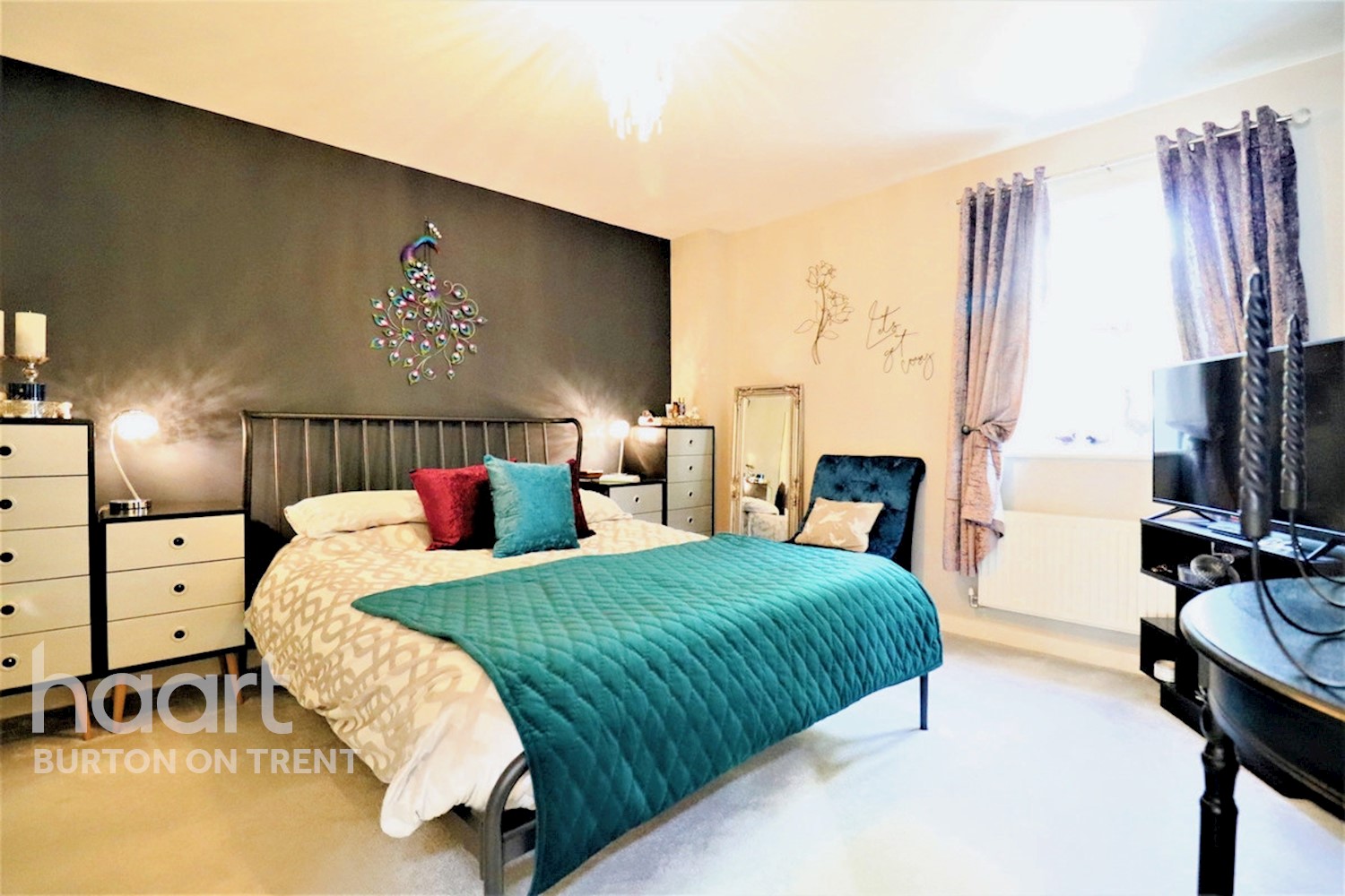 4 bedroom Semi-Detached House St Matthews Street, Burton-On-Trent £235,000 haart picture photo