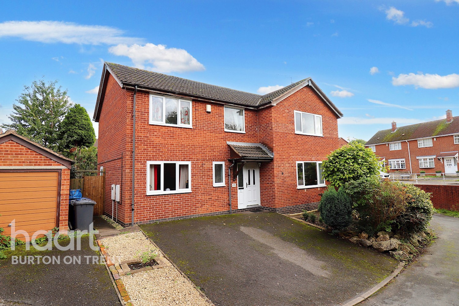 4 bedroom Detached House Heath Road Stapenhill Burton On Trent