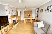 Bedroom/dining room 10ft 4ins x 8ft 9ins (3.17m x 2.68m)