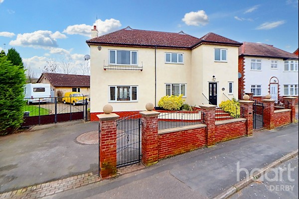 4 bedroom Detached House, Westgreen Avenue, Derby, £450,000