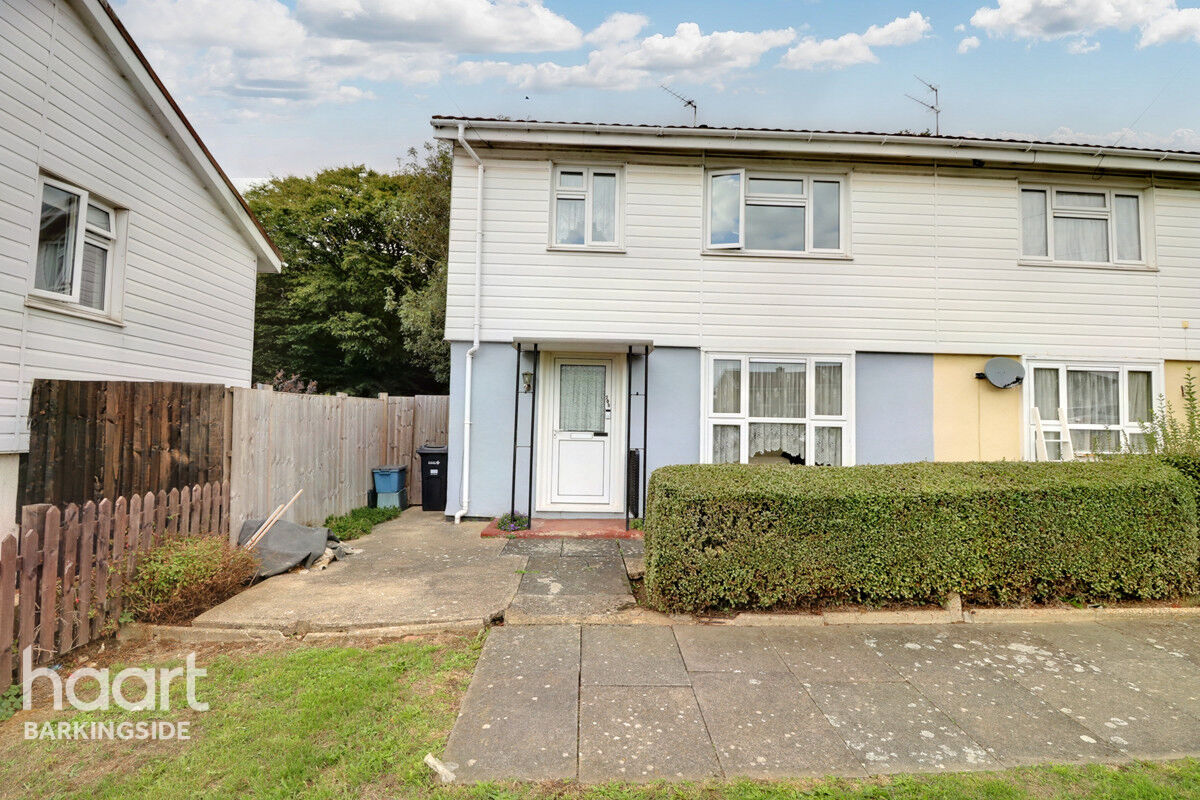 3 bedroom End of terrace house Brocket Way, Chigwell £350,000 haart