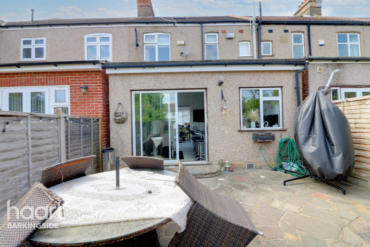 3 bedroom Terraced House Ashurst Drive, Barkingside £550,000 haart