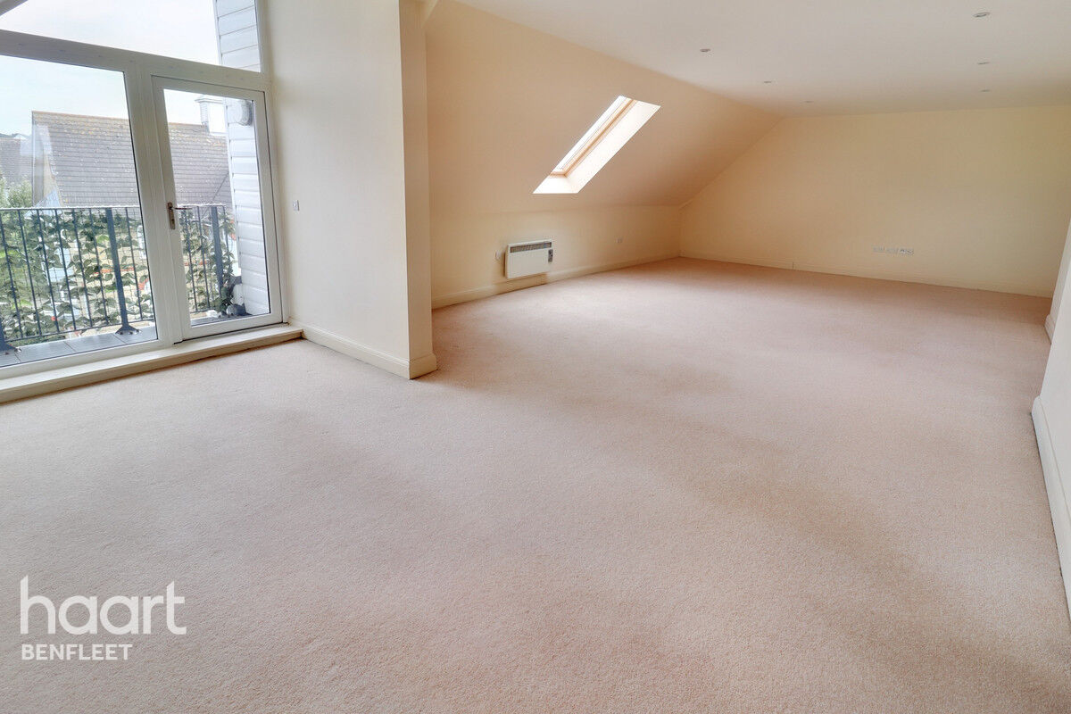 3 bedroom Apartment Lambeth Road, Benfleet £325,000 haart