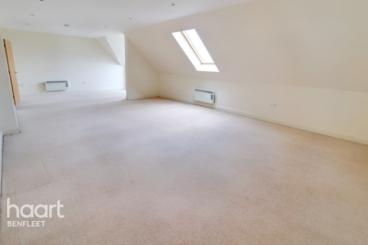 3 bedroom Apartment Lambeth Road, Benfleet £325,000 haart