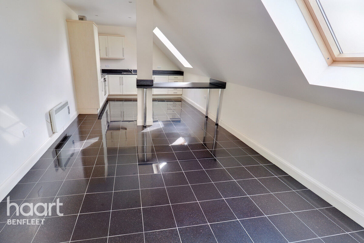 3 bedroom Apartment Lambeth Road, Benfleet £325,000 haart