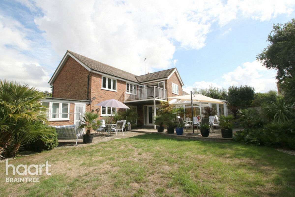 4 bedroom Detached house Grove Orchard, Braintree £865,000 haart