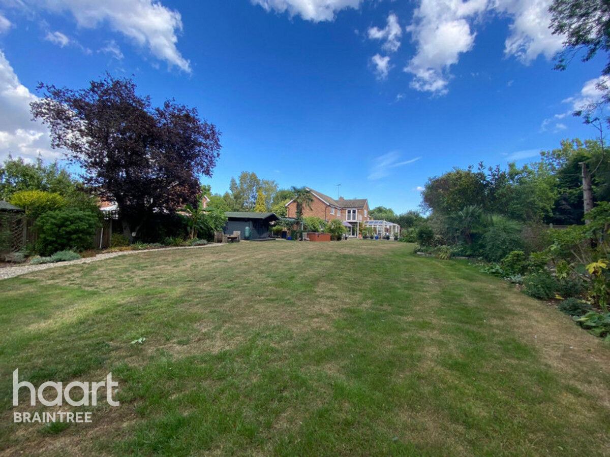 4 bedroom Detached house Grove Orchard, Braintree £865,000 haart