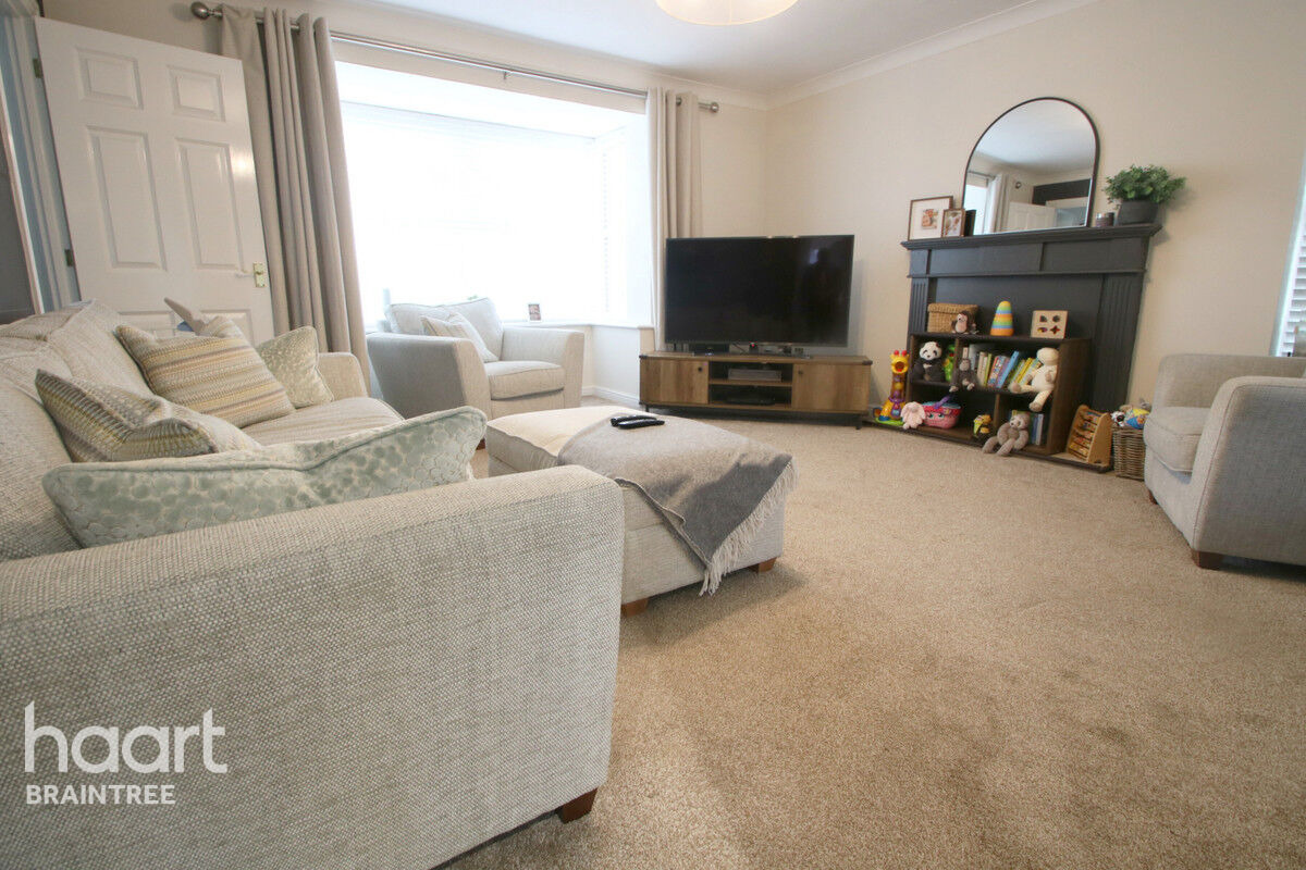 4 bedroom Detached house Bridport Way, Braintree £475,000 haart
