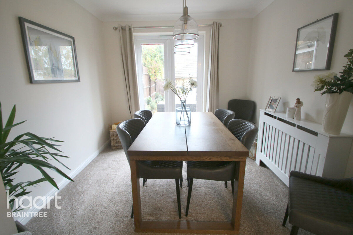 4 bedroom Detached house Bridport Way, Braintree £475,000 haart