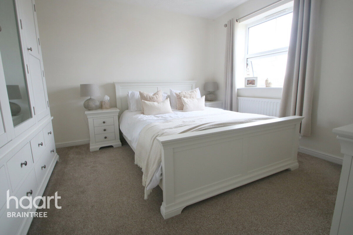 4 bedroom Detached house Bridport Way, Braintree £475,000 haart