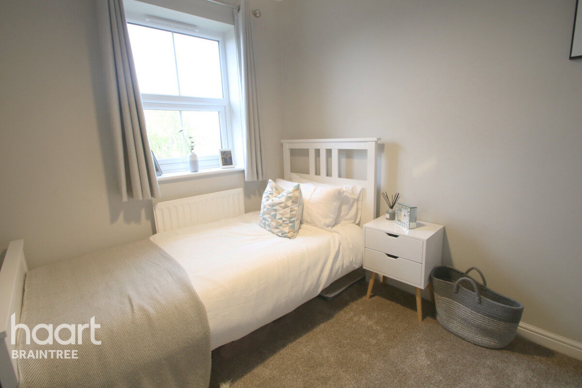 4 bedroom Detached house Bridport Way, Braintree £475,000 haart