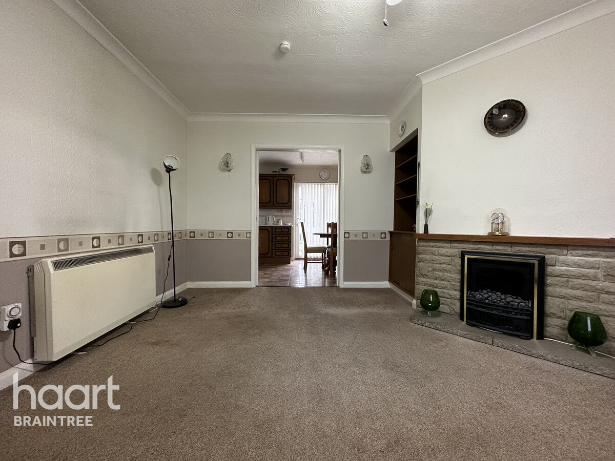 3 bedroom Terraced House Challis Lane, Braintree £270,000 haart