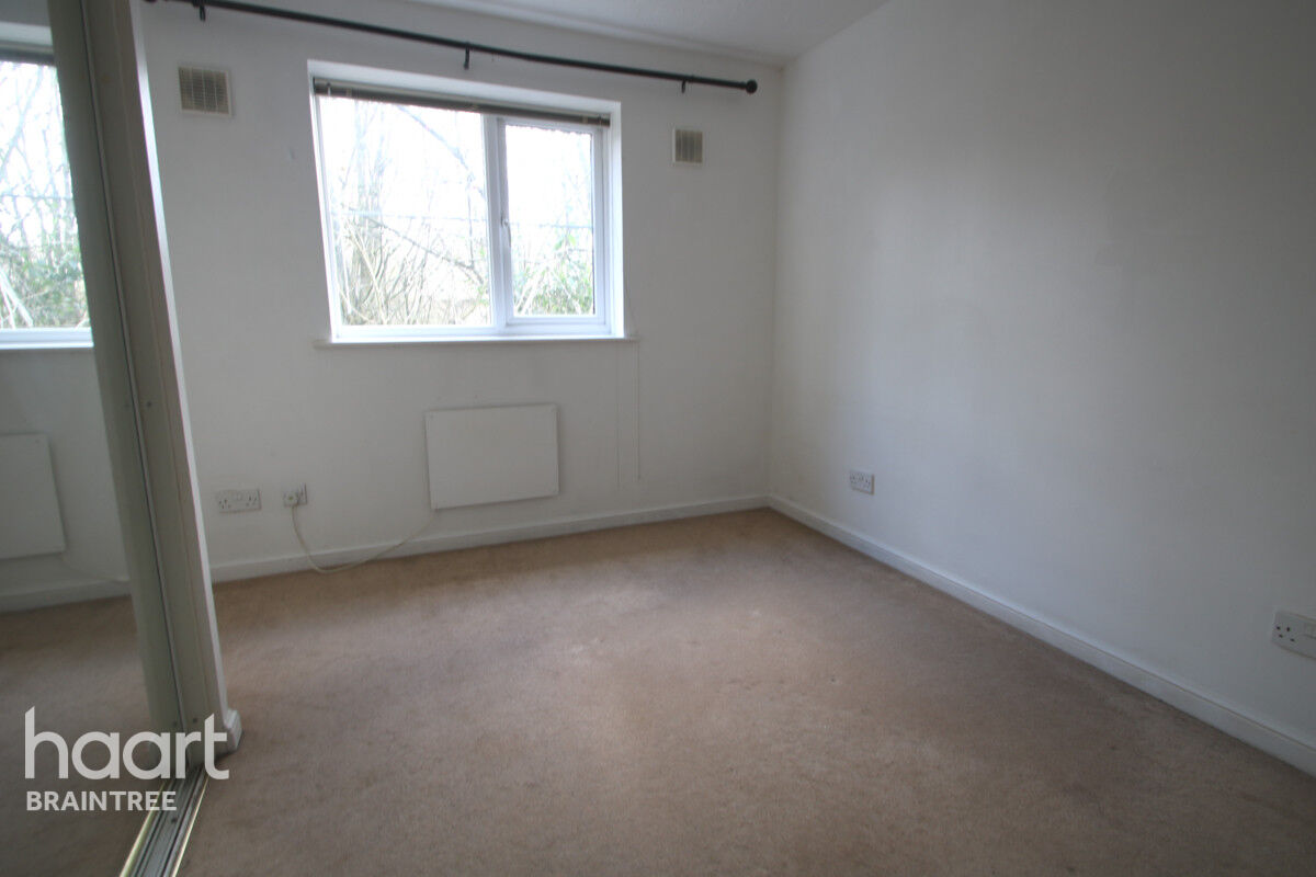 2 bedroom Jersey Way, Braintree £160,000 haart