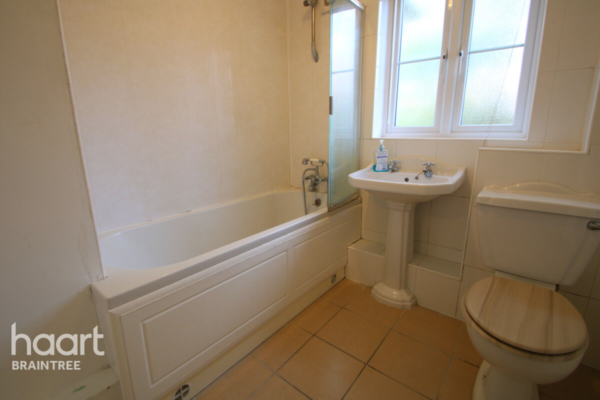 2 bedroom Jersey Way, Braintree £160,000 haart