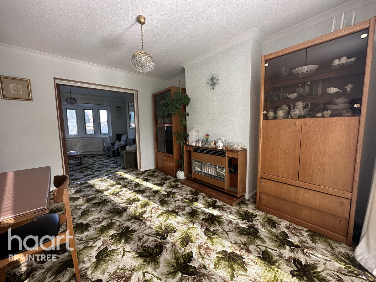 3 bedroom Semidetached house Haytor Close, Braintree £350,000 haart