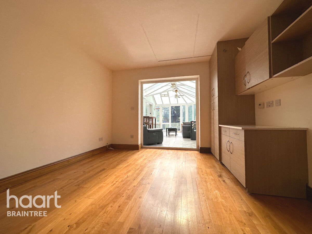 4 bedroom Semidetached house Warren Road, Braintree £475,000 haart