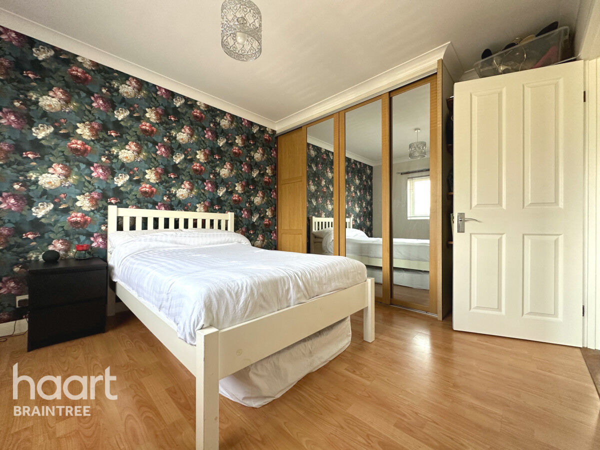 4 bedroom Semidetached house Warren Road, Braintree £475,000 haart