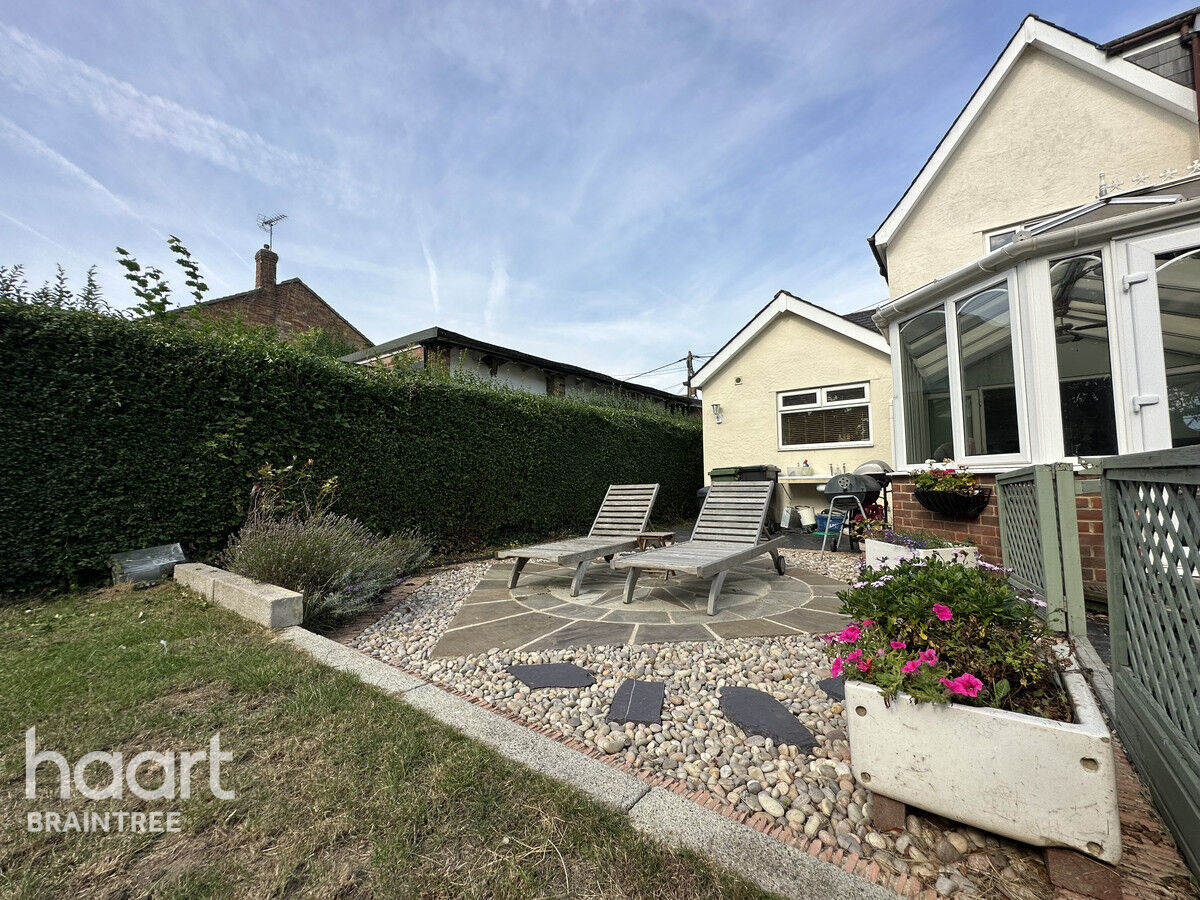 4 bedroom Semidetached house Warren Road, Braintree £475,000 haart