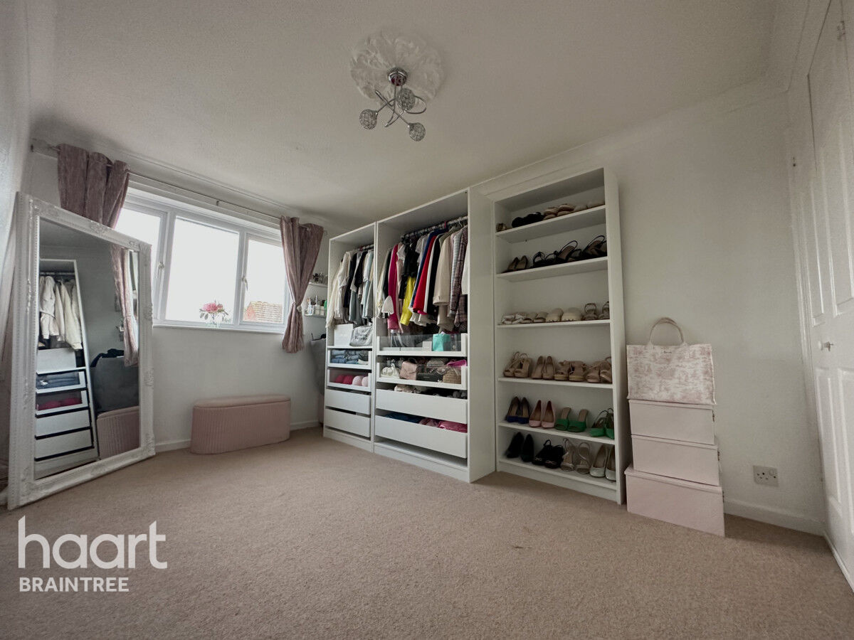 3 bedroom Terraced House Stubbs Lane, Braintree £300,000 haart