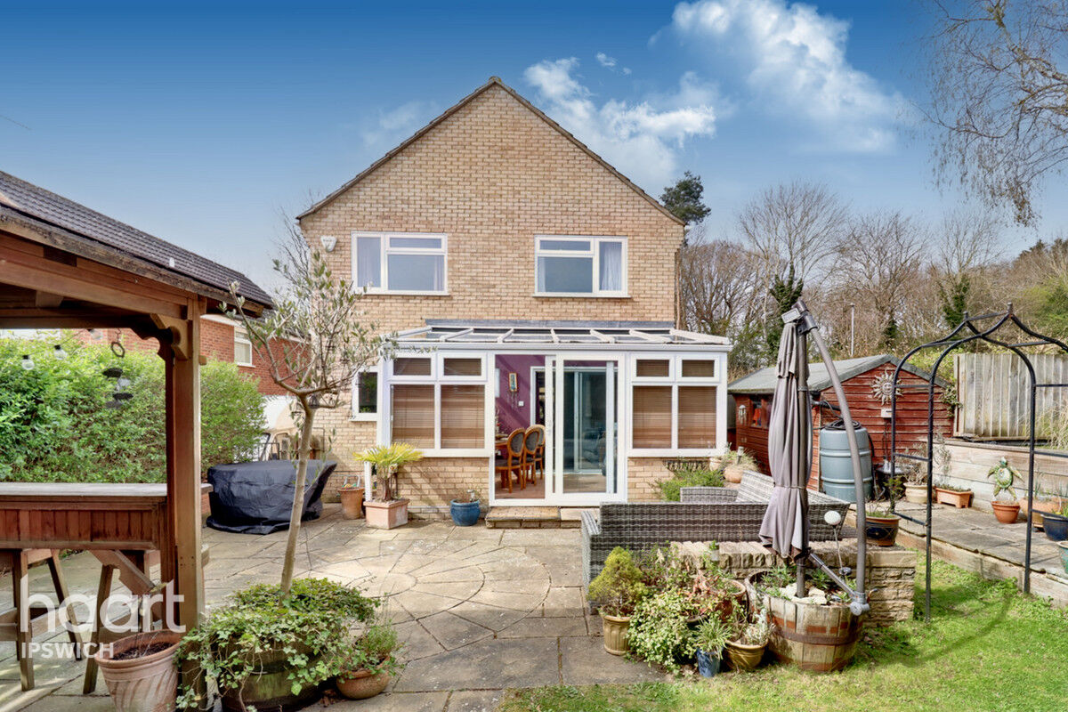 4 bedroom Detached house Bowland Drive, Ipswich £370,000 haart