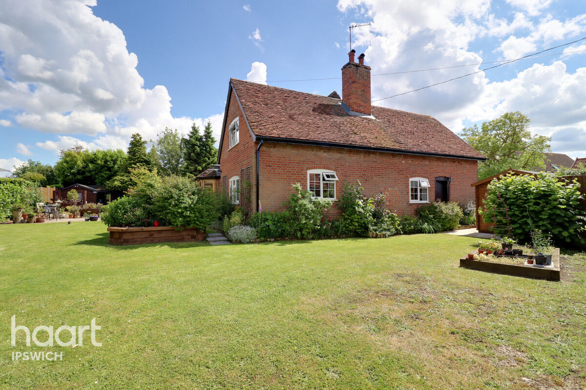 3 bedroom Detached house The Street, Ipswich £700,000 haart