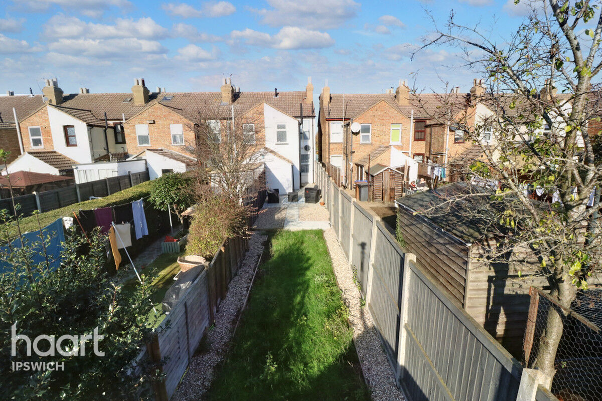 2 bedroom Terraced House Spring Road, Ipswich £170,000 haart