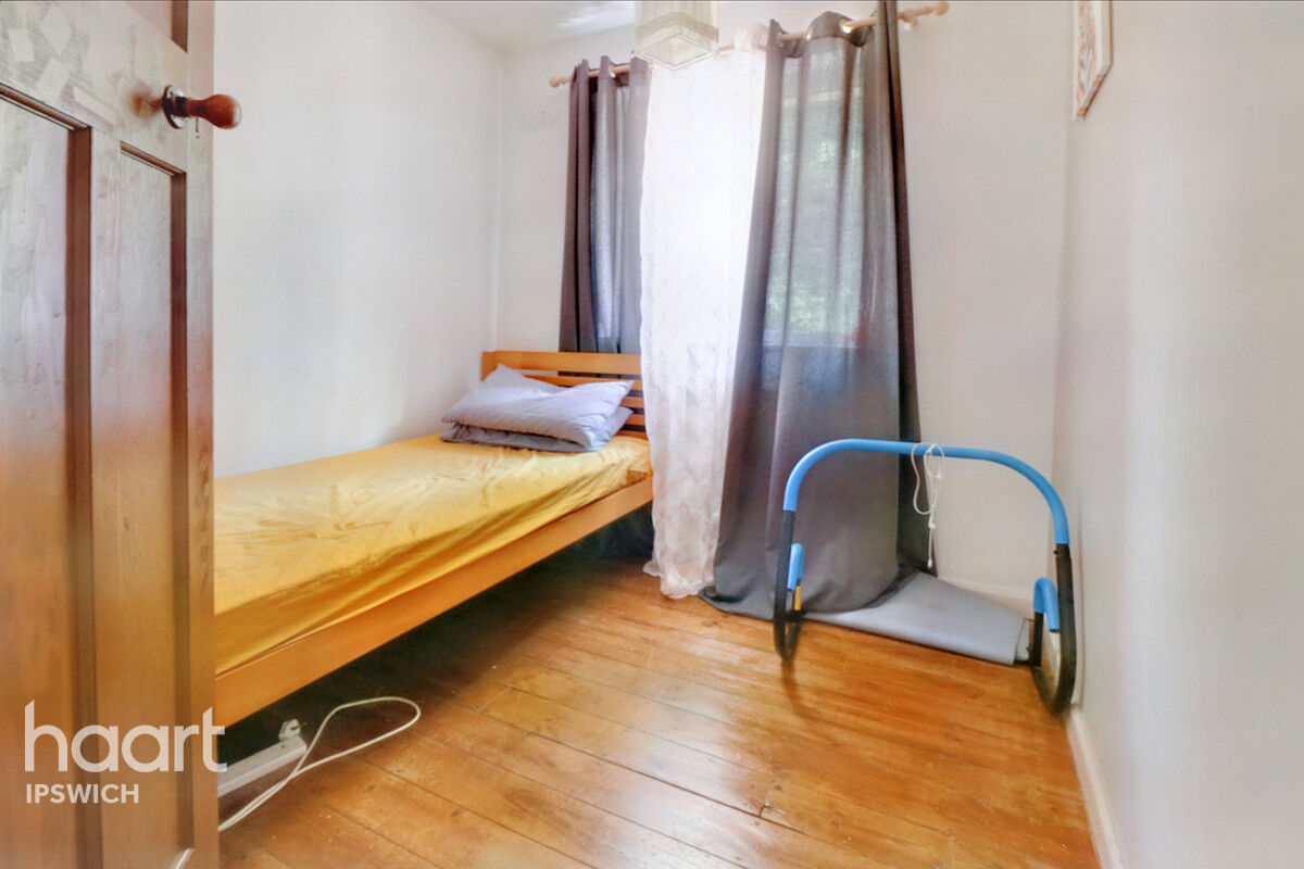 3 bedroom Terraced House Curriers Lane, Ipswich £245,000 haart