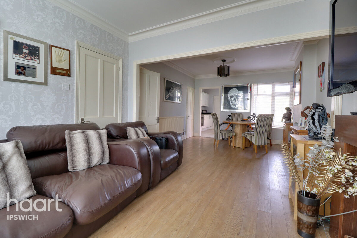 3 bedroom Semidetached house Sherrington Road, Ipswich £280,000