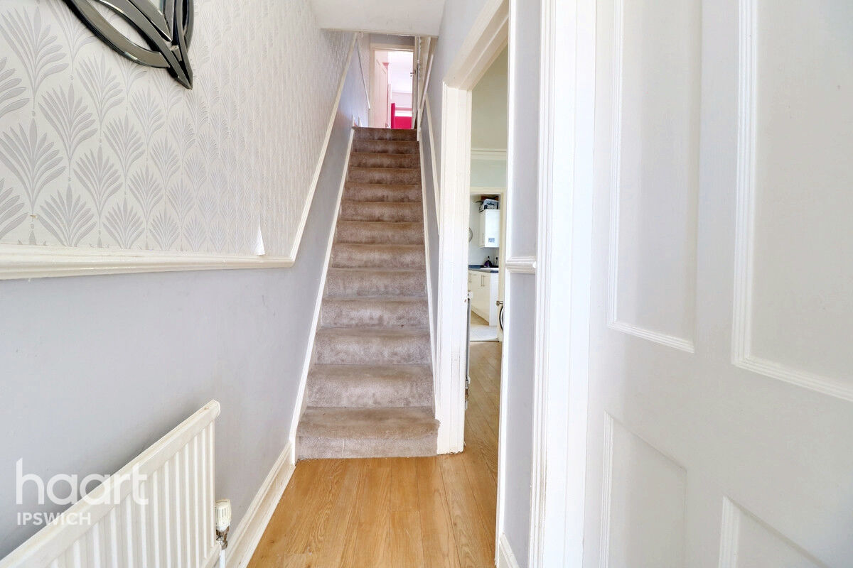 3 bedroom Semidetached house Sherrington Road, Ipswich £280,000