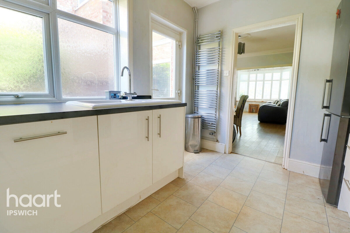 3 bedroom Semidetached house Sherrington Road, Ipswich £280,000