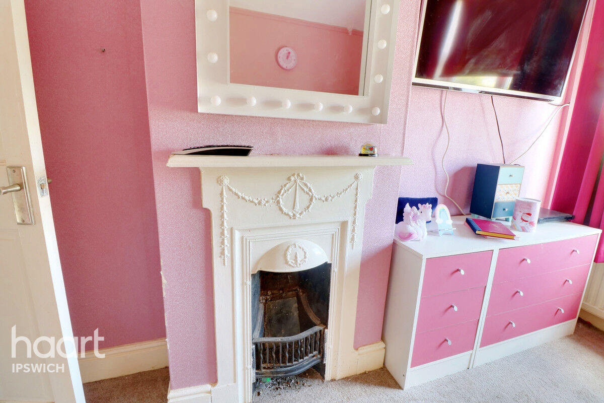 3 bedroom Semidetached house Sherrington Road, Ipswich £280,000