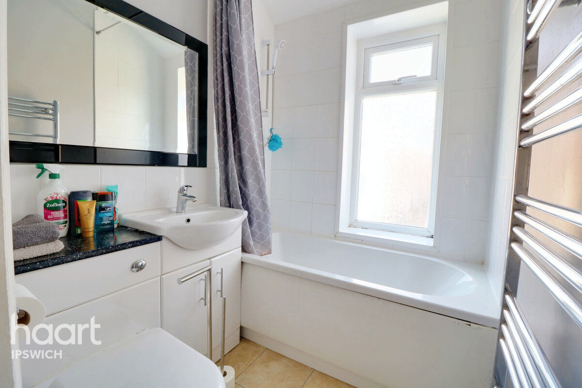 3 bedroom Semidetached house Sherrington Road, Ipswich £280,000