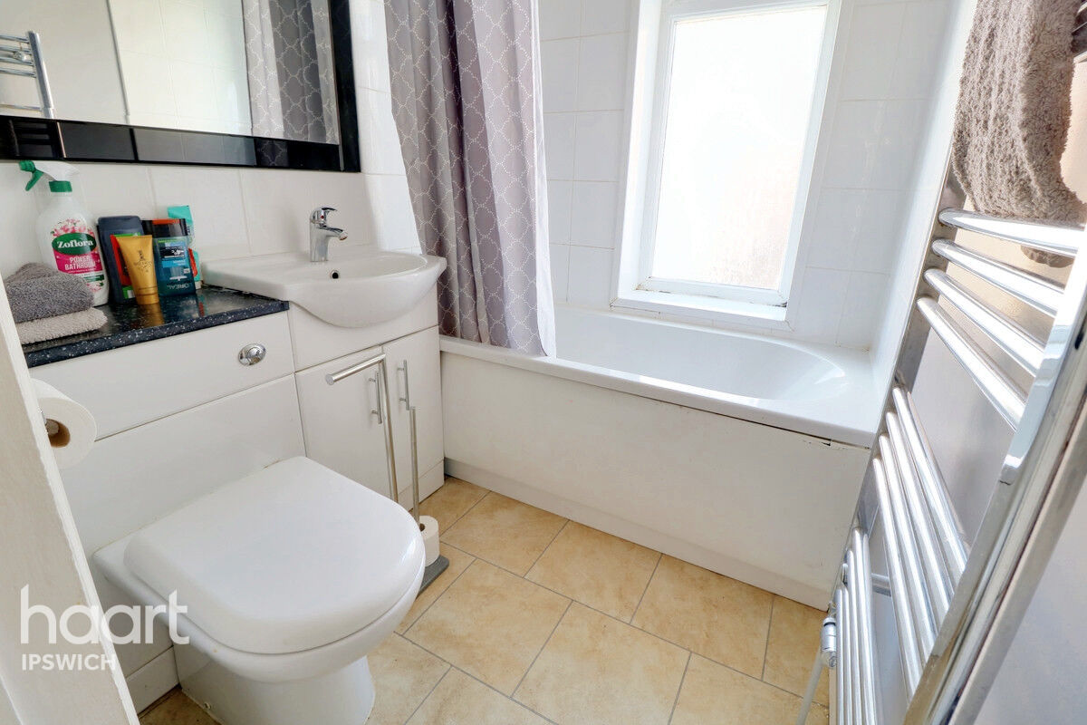 3 bedroom Semidetached house Sherrington Road, Ipswich £280,000