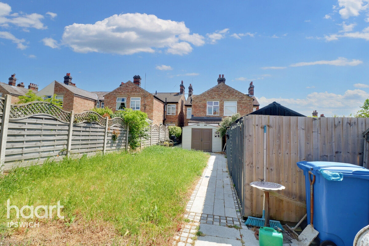 3 bedroom Semidetached house Sherrington Road, Ipswich £280,000