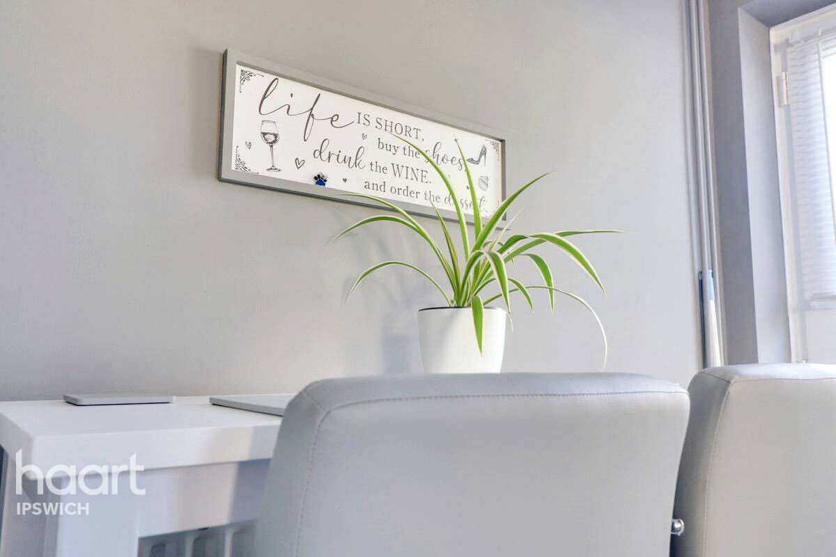 3 bedroom Semidetached house Kipling Road, Ipswich £230,000 haart