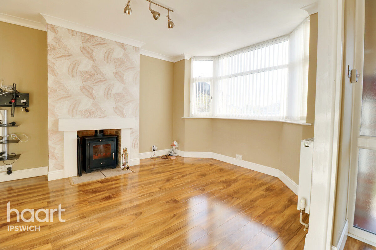 3 bedroom Semidetached house Mildmay Road, Ipswich £260,000 haart