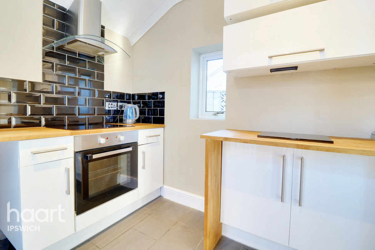 3 bedroom Semidetached house Mildmay Road, Ipswich £260,000 haart