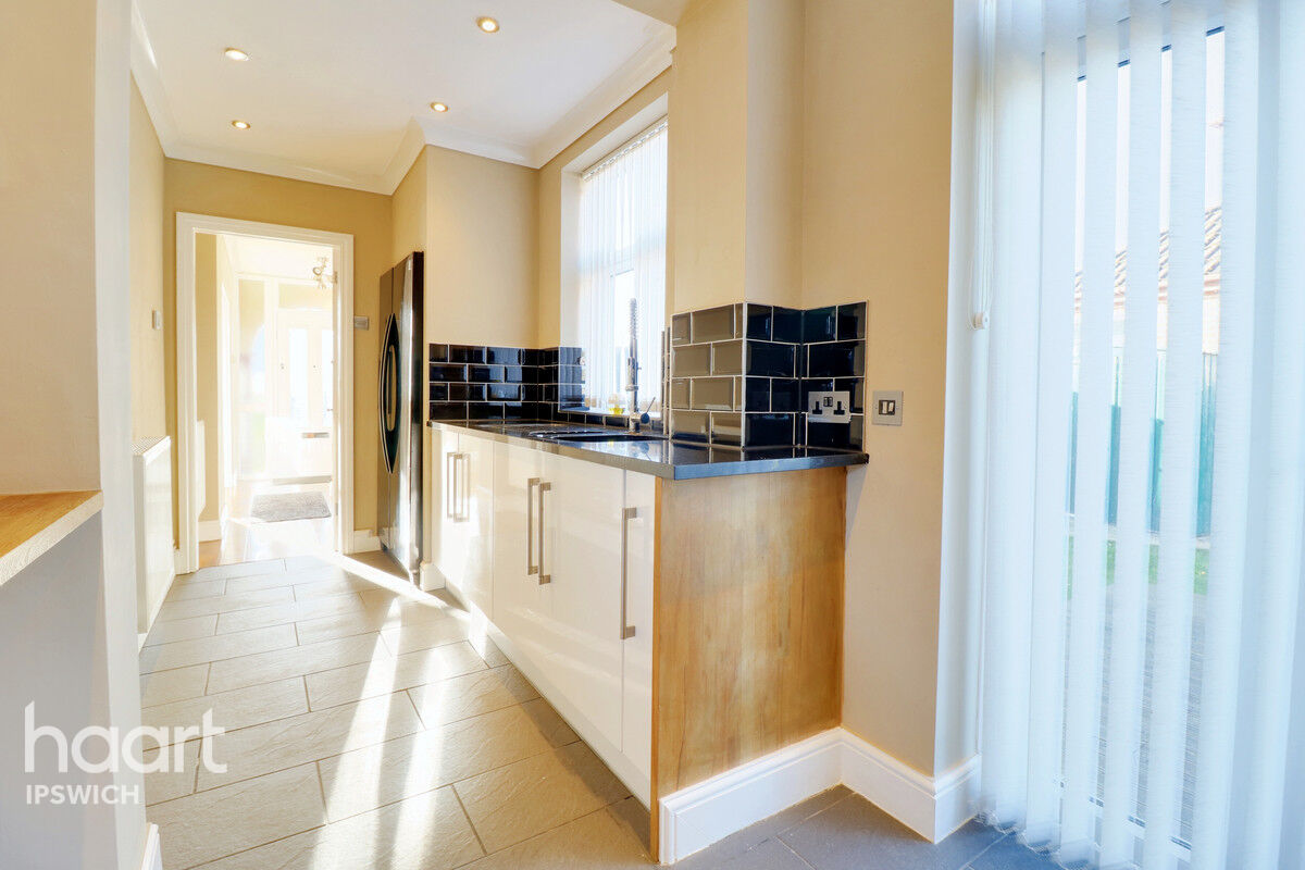 3 bedroom Semidetached house Mildmay Road, Ipswich £260,000 haart