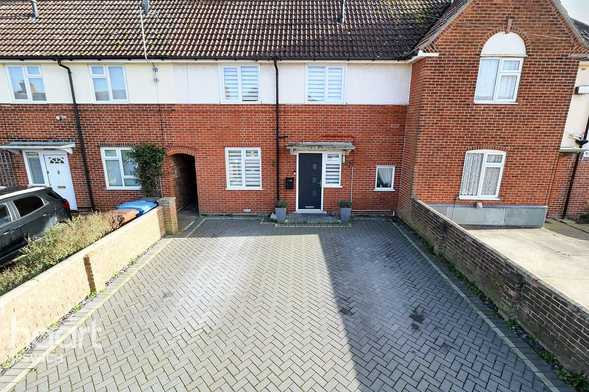 3 bedroom Terraced House Reynolds Road, Ipswich £230,000 haart
