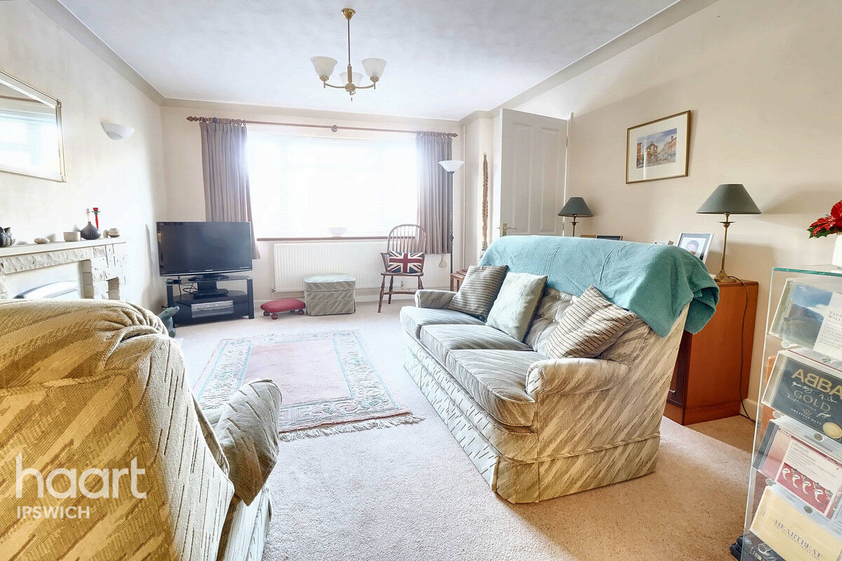 3 bedroom Detached house Dorchester Road, Ipswich £450,000 haart