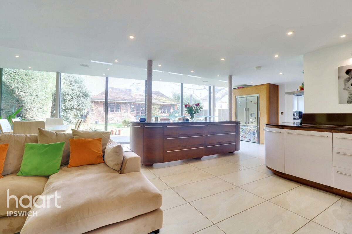 5 bedroom Detached house Vermont Road, Ipswich £1,000,000 haart