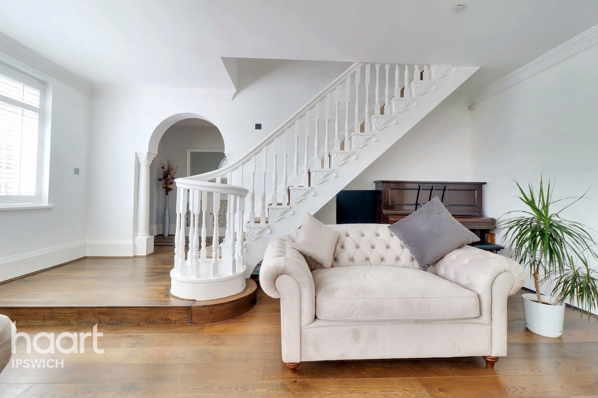 5 bedroom Detached house Vermont Road, Ipswich £1,000,000 haart
