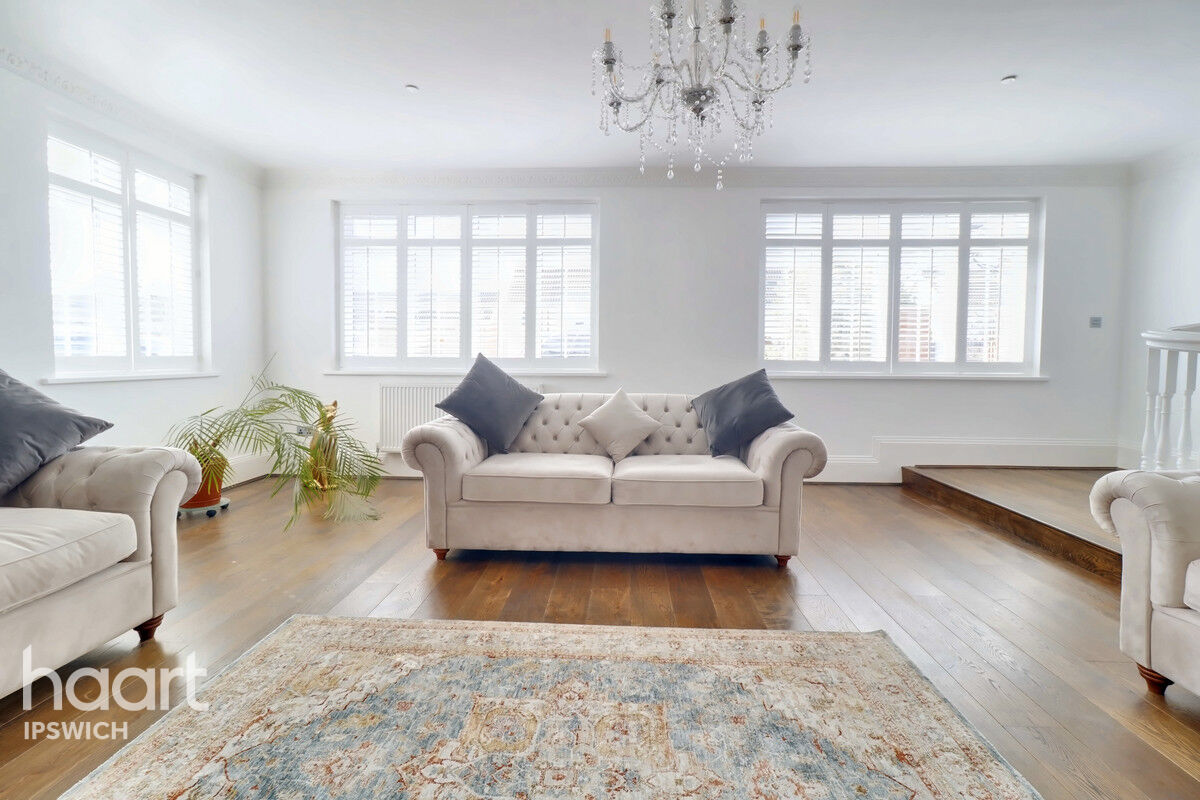 5 bedroom Detached house Vermont Road, Ipswich £1,000,000 haart